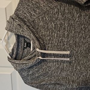 Roots size XS pullover hoodie with front pouch